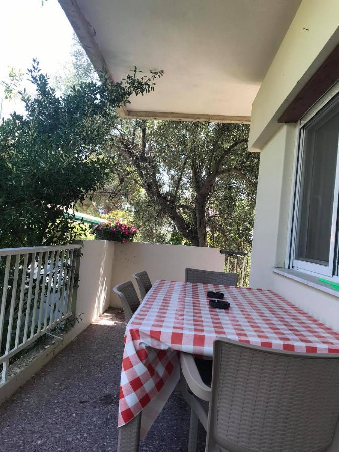 Stefani Apartment With A Sea View Terrace! Nea Moudania Exterior photo