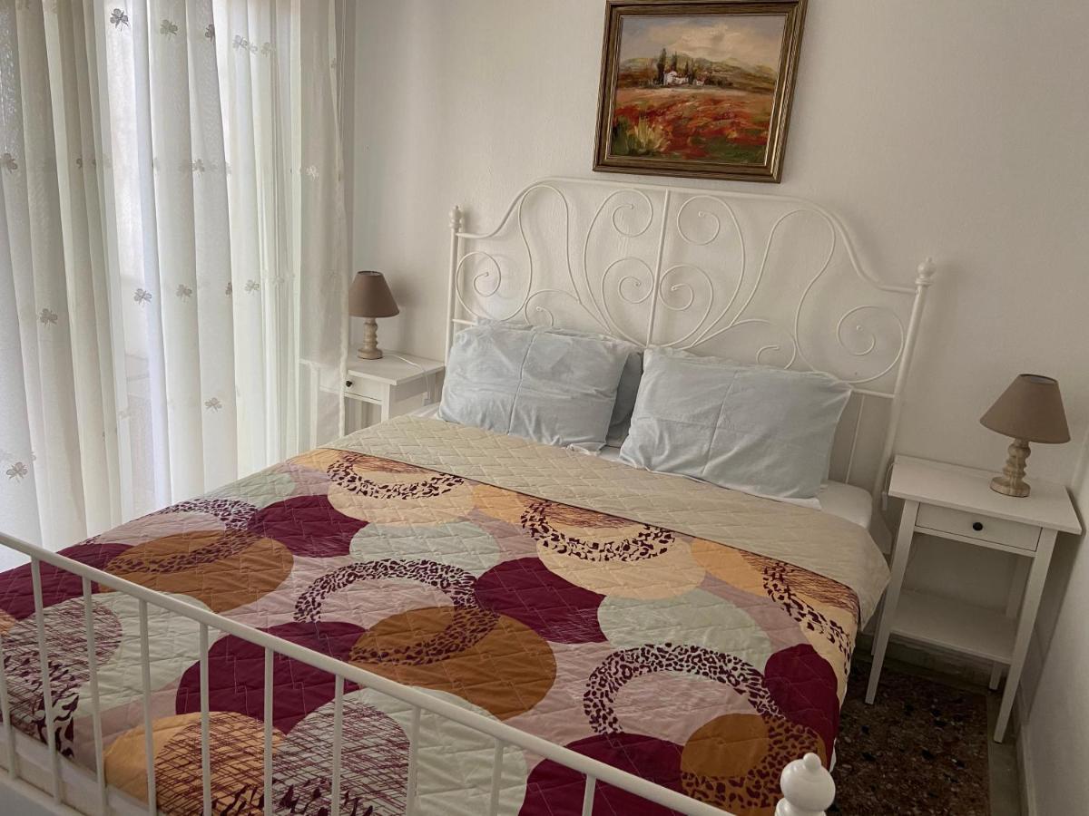 Stefani Apartment With A Sea View Terrace! Nea Moudania Exterior photo